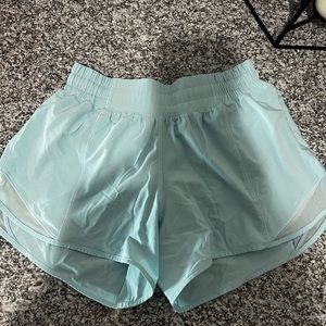SIZE 4 LIGHT BLUE LULULEMON SHORTS